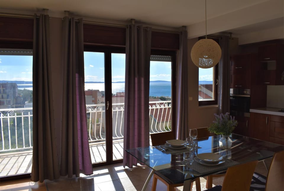Armonia Spacious Apartment Apartment in Podstrana