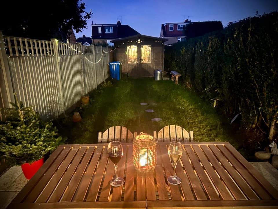 Cosy 2-Bed Cottage, close to Windsor and Legoland - Tempstay House in Windsor