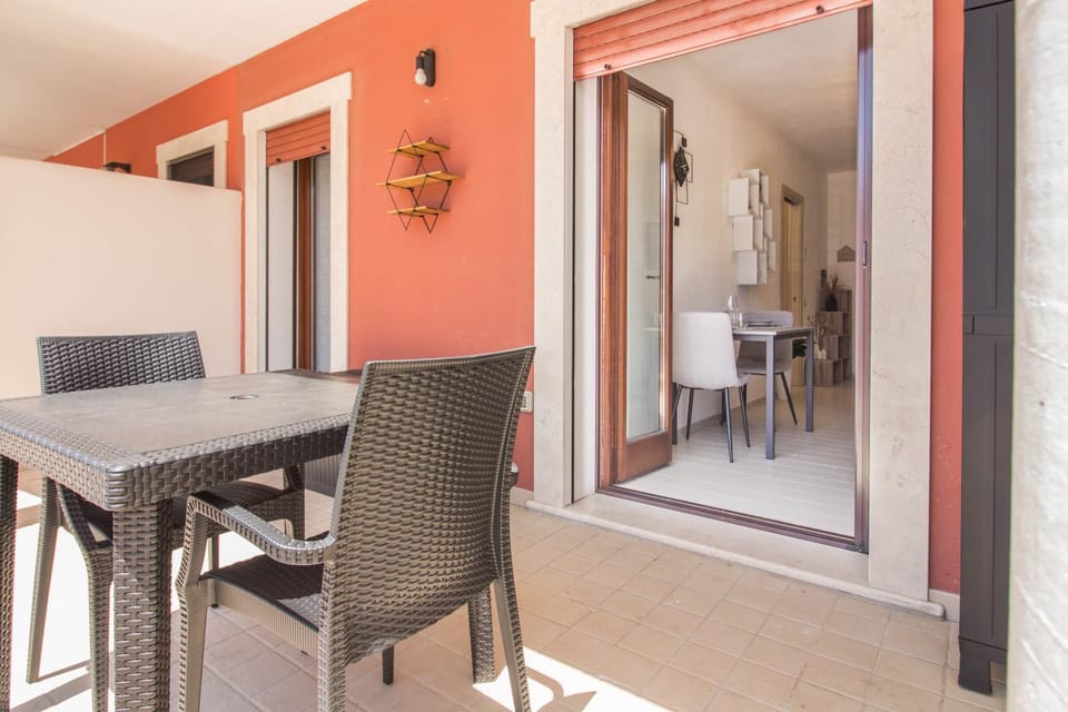 Cozy Apartment with Terrace near the Airport! Apartment in Olbia