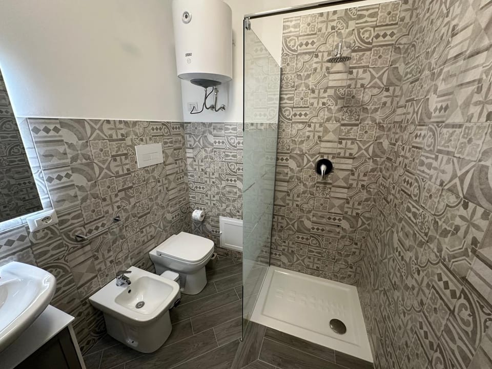 Shower, Toilet, Bathroom, bidet