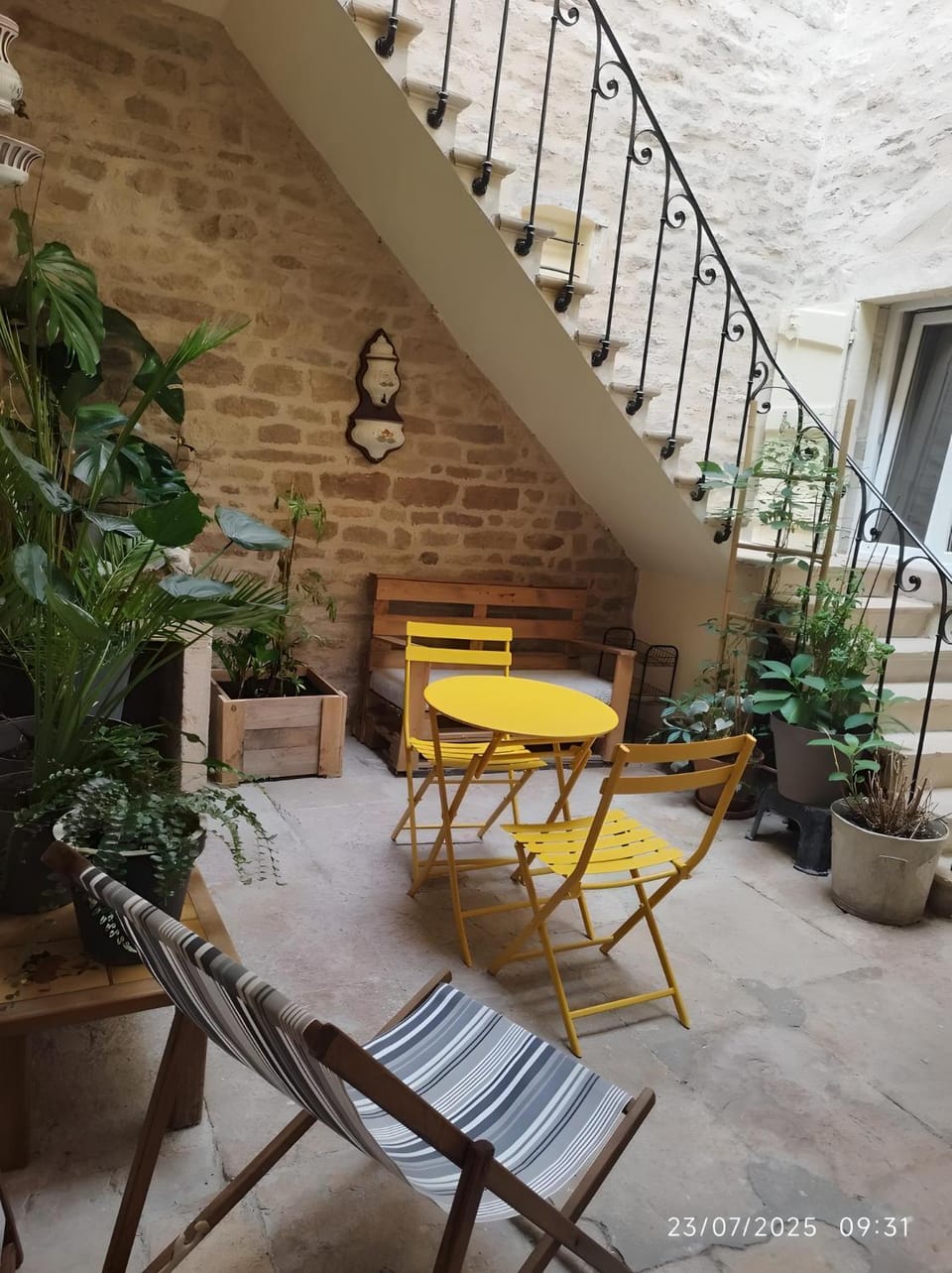 Patio, Patio, Inner courtyard view