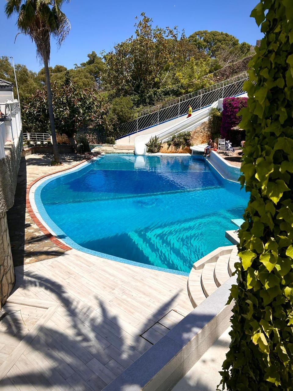 Swimming pool, Swimming pool
