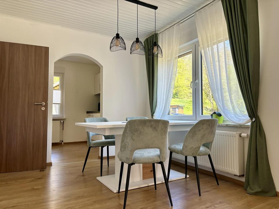 Living room, Seating area, Dining area