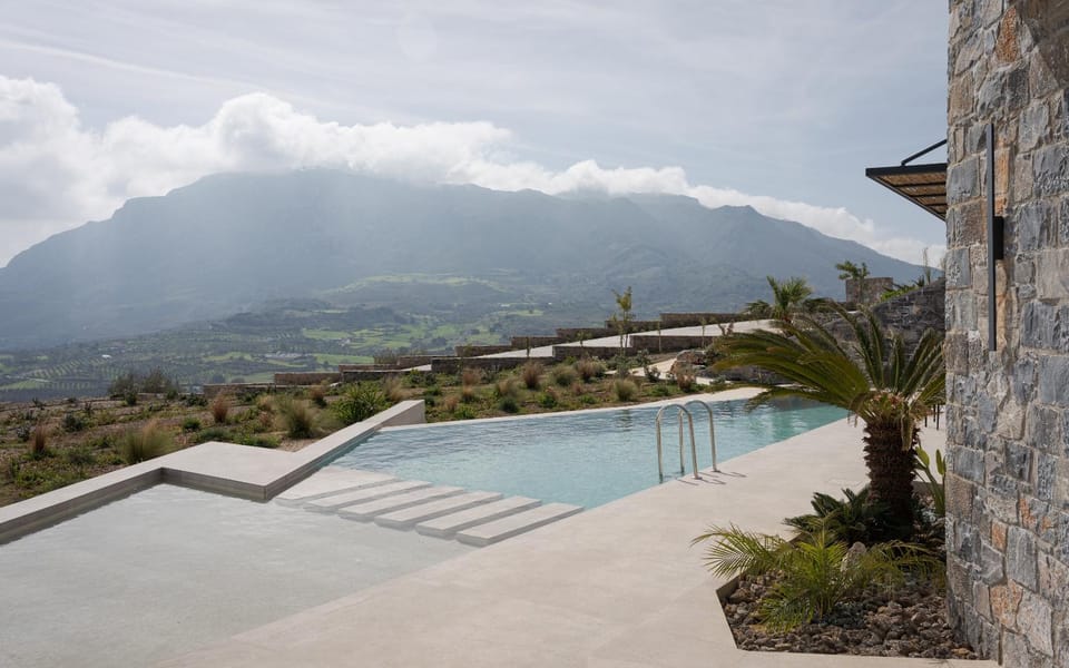 Day, Natural landscape, Mountain view, Pool view, Swimming pool