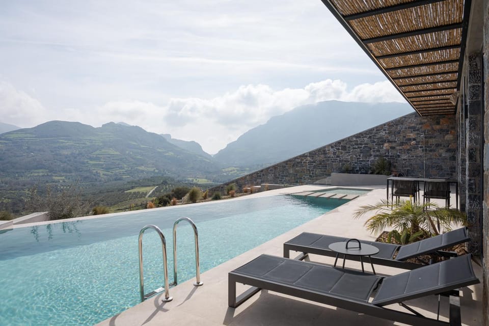 Nearby landmark, Day, Natural landscape, Mountain view, Pool view, Swimming pool, sunbed