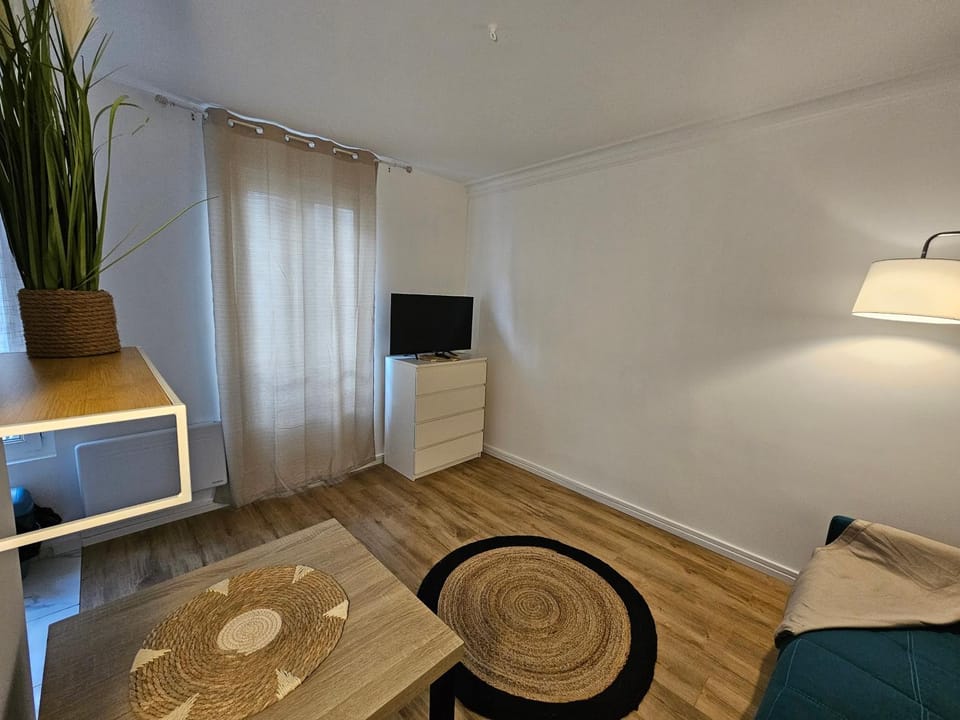 Appartement a Paris Clichy Apartment in Paris