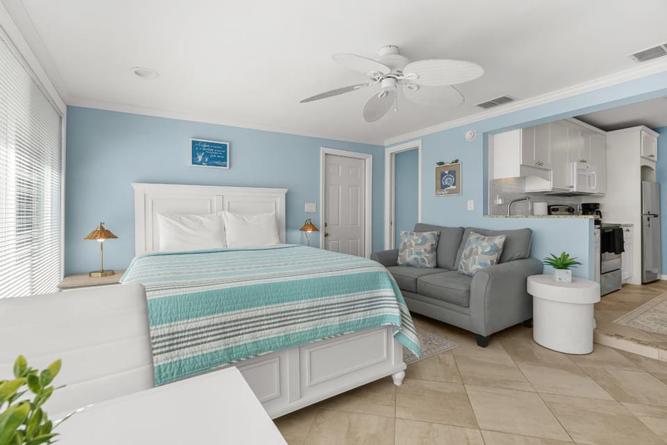 Las Hermanas 4 Apartment in Longboat Key