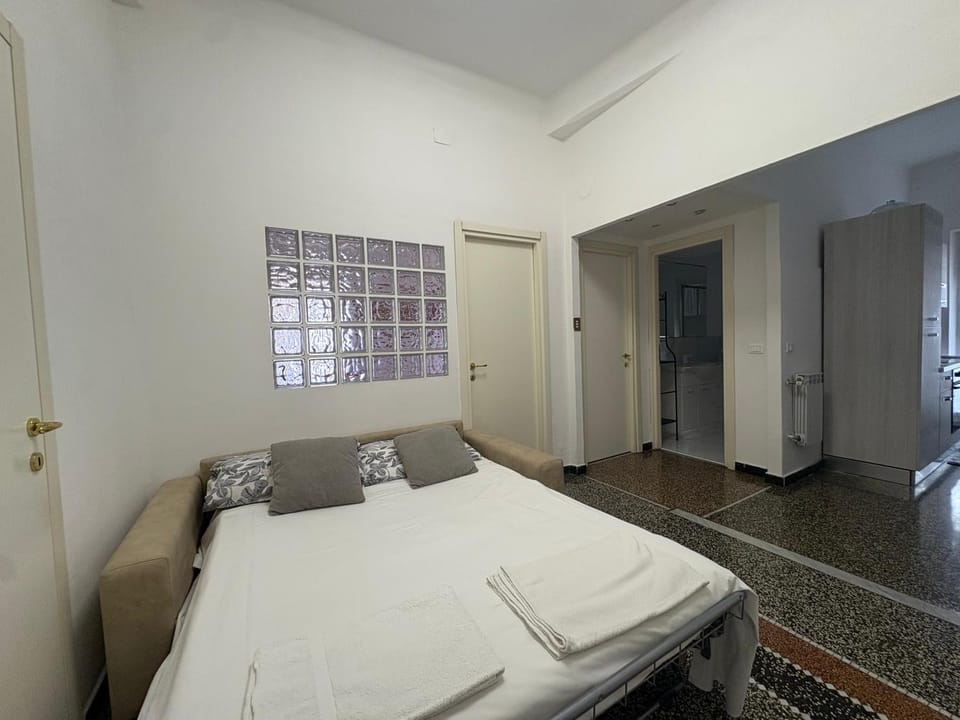 APARTMENT KATE on the PORT Apartment in Genoa