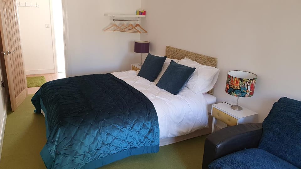 Living room, Photo of the whole room, Bedroom