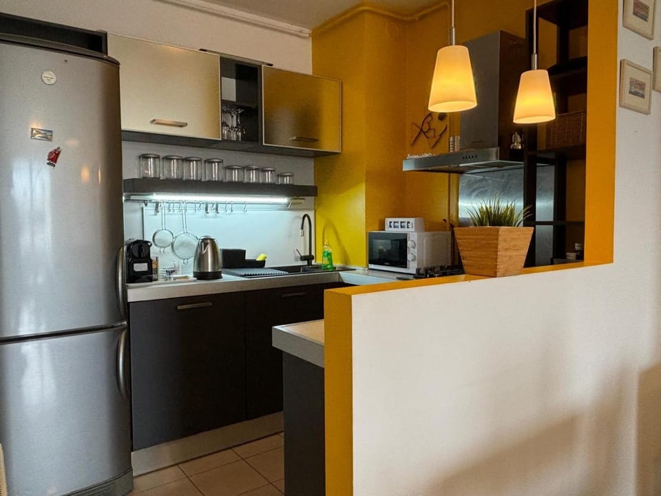 Coffee/tea facilities, Kitchen or kitchenette, dishwasher, toaster