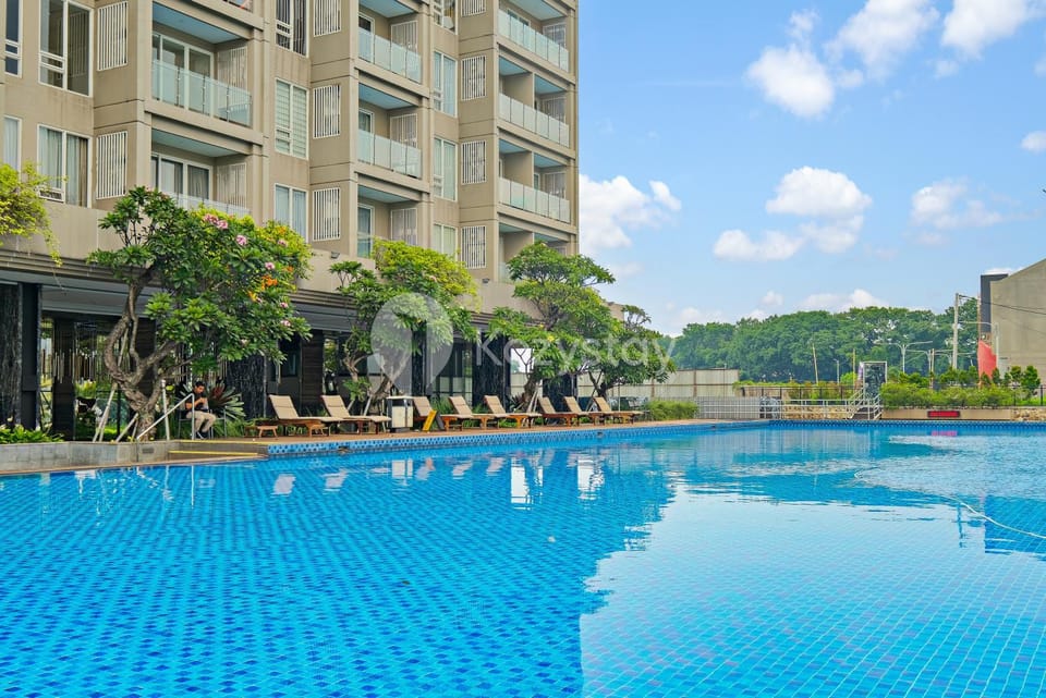 Property building, Swimming pool
