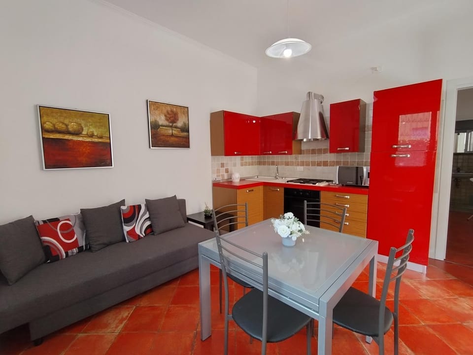 Kitchen or kitchenette, Living room, Dining area