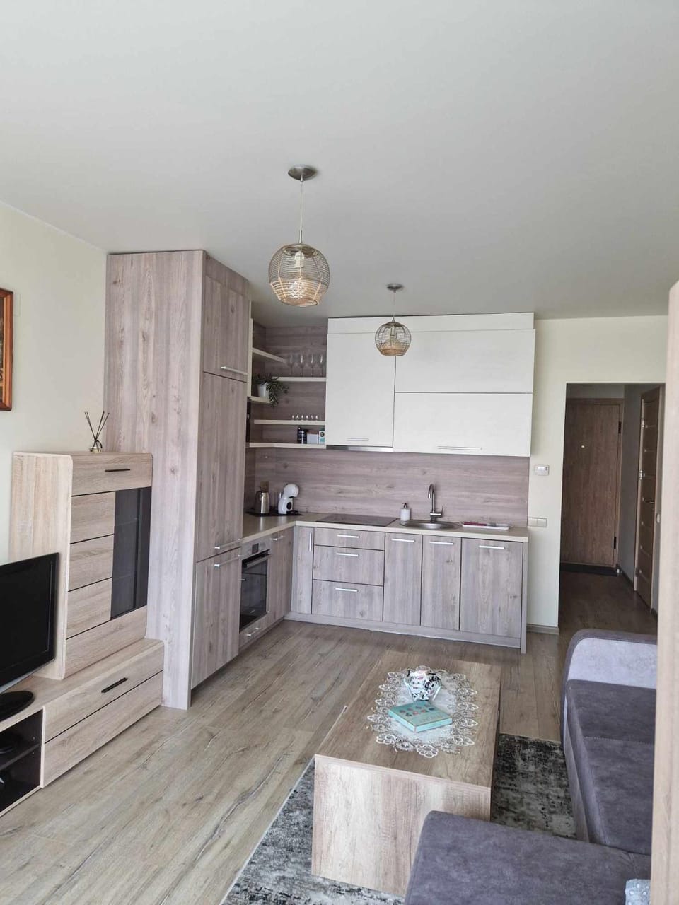 Kitchen or kitchenette, Living room, Seating area, dishwasher, microwave, oven, stove