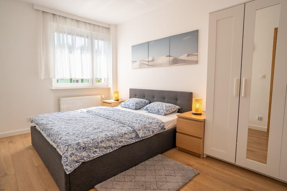 Bed, Bedroom, wardrobe