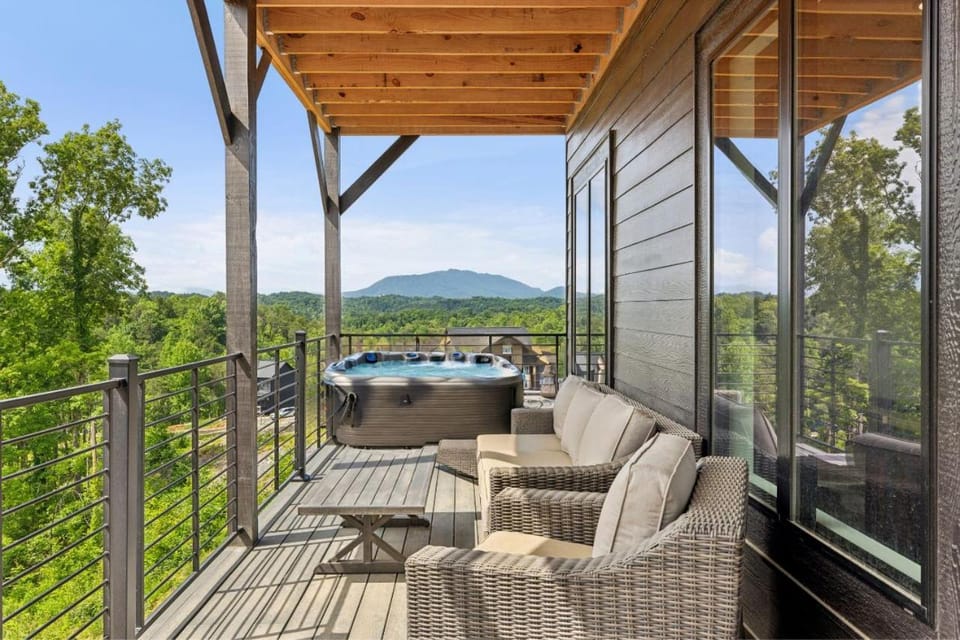 WOW at Reedmont Chalet in Sevierville