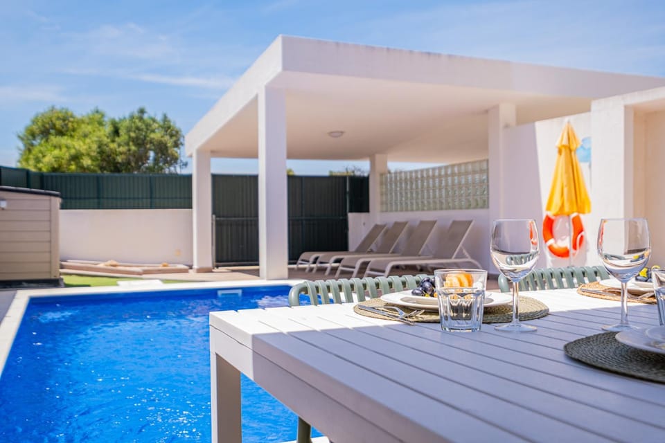 Patio, Pool view, Swimming pool, sunbed
