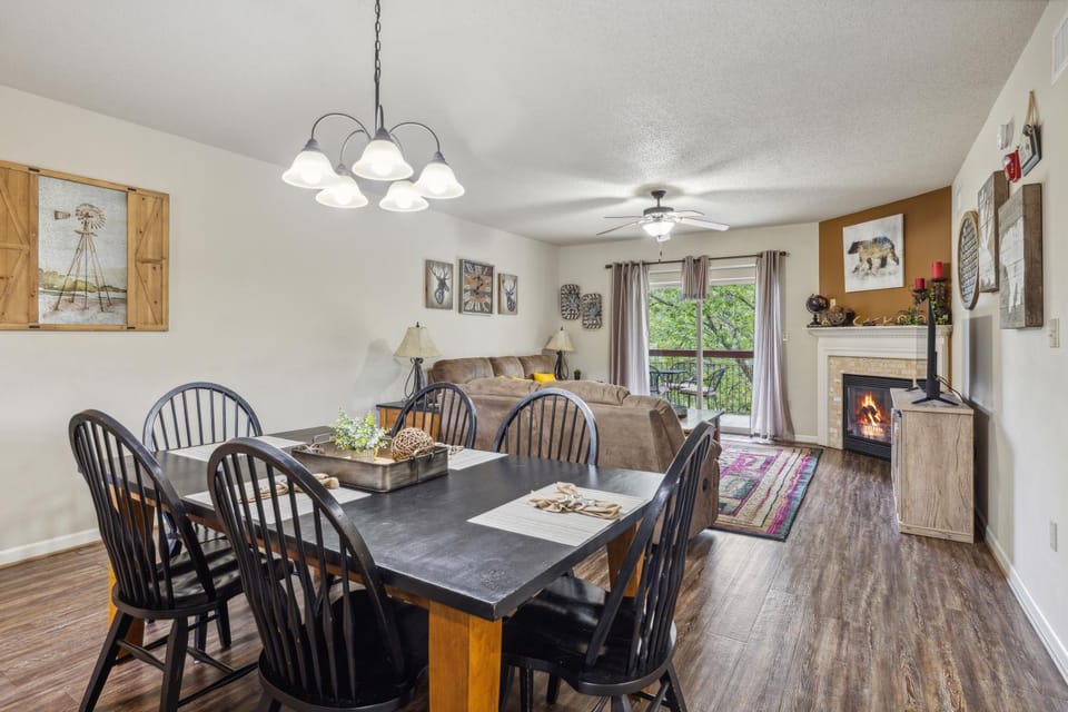 CL403 Creekside Tranquility House in Pigeon Forge
