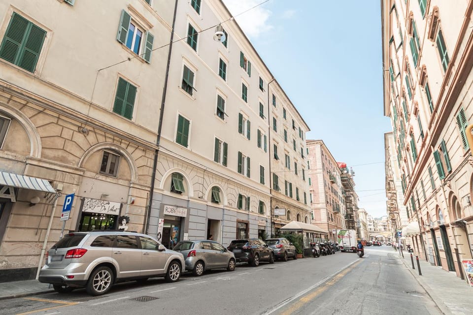 Property building, Neighbourhood, City view, Street view