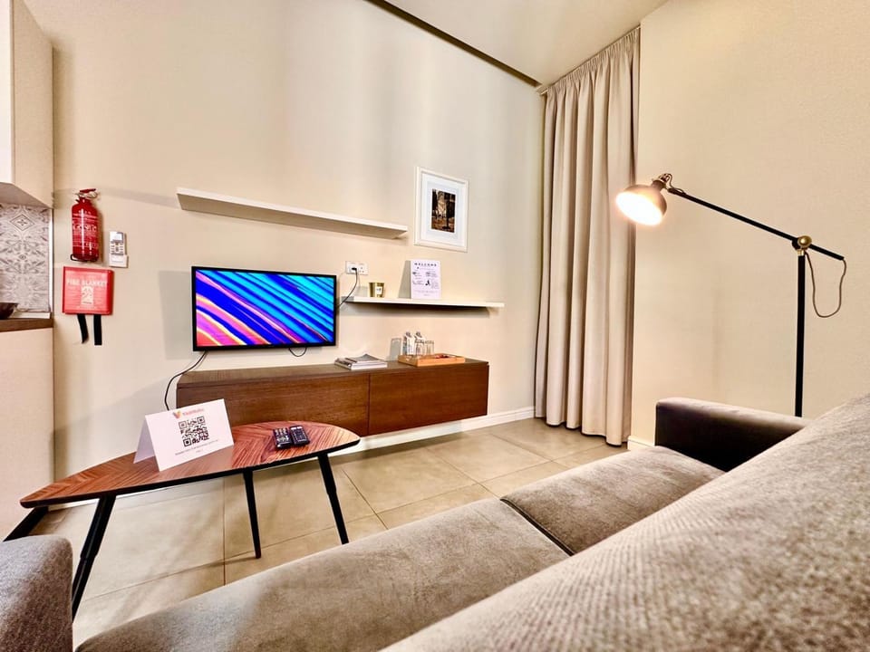 Charming flat off the sea front Apartment in Sliema