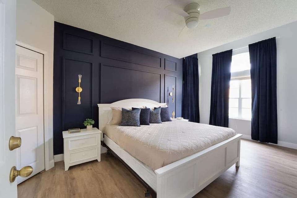 New Listing Just remodeled 4 BR - ER2739 House in Four Corners