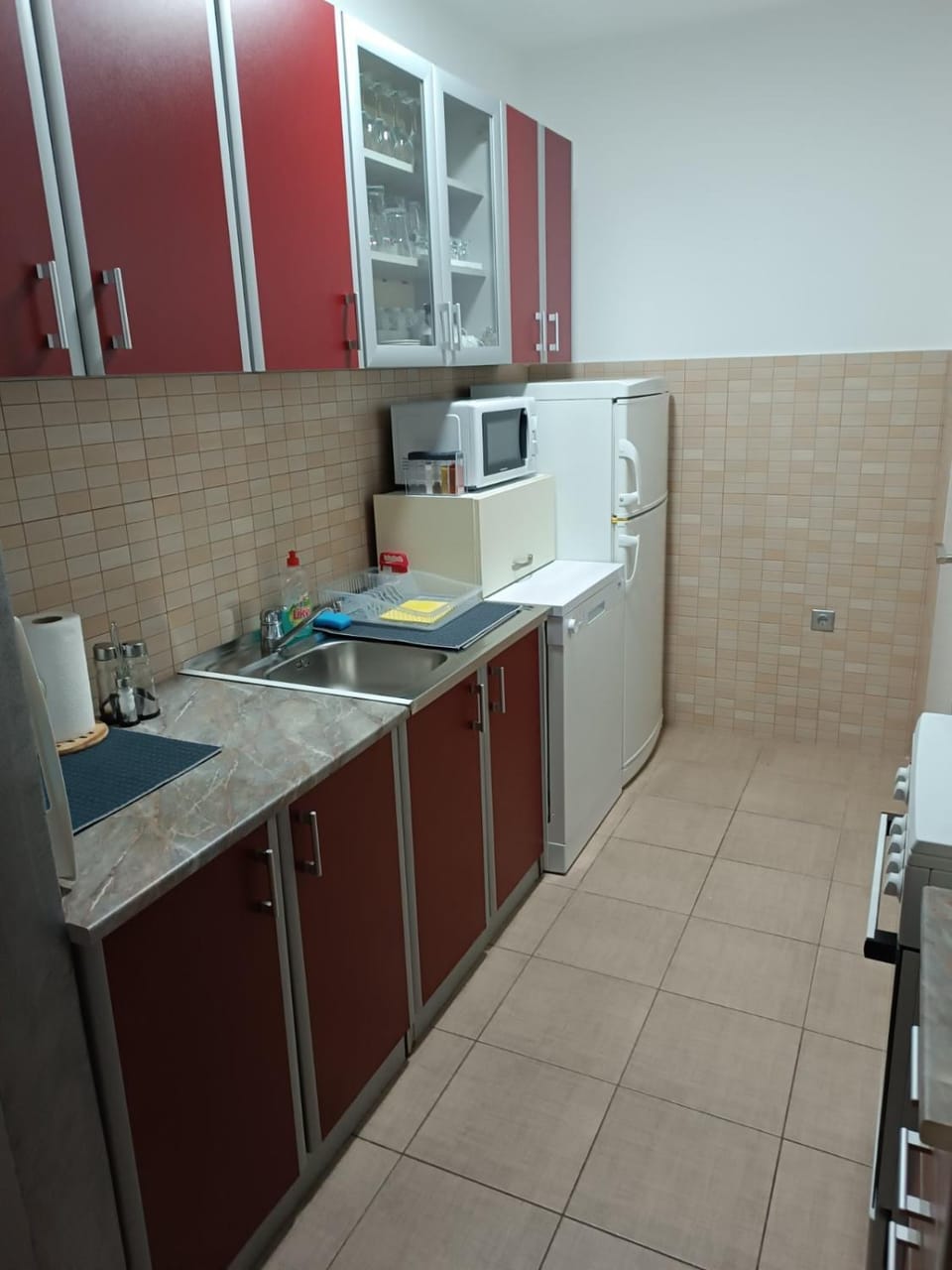 Kitchen or kitchenette