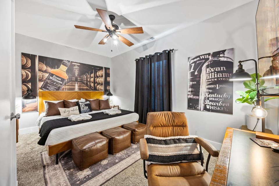 Classic Louisville Home with Contemporary Upgrades House in Jefferson County