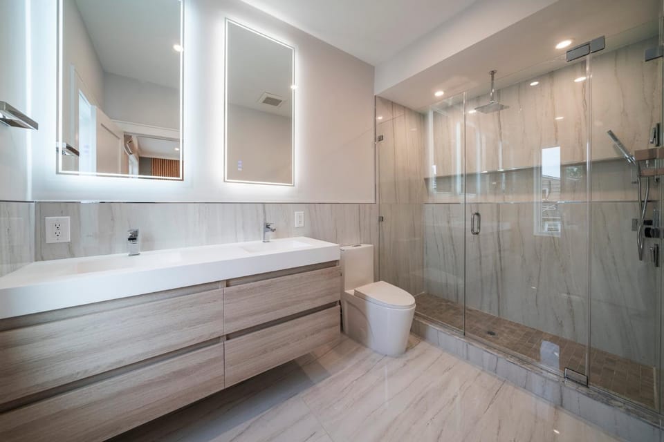 Huge 2000 sqft Luxury & Stylish Condo minutes to New York Villa in Secaucus