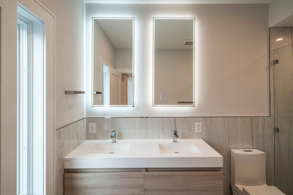 Huge 2000 sqft Luxury & Stylish Condo minutes to New York Villa in Secaucus