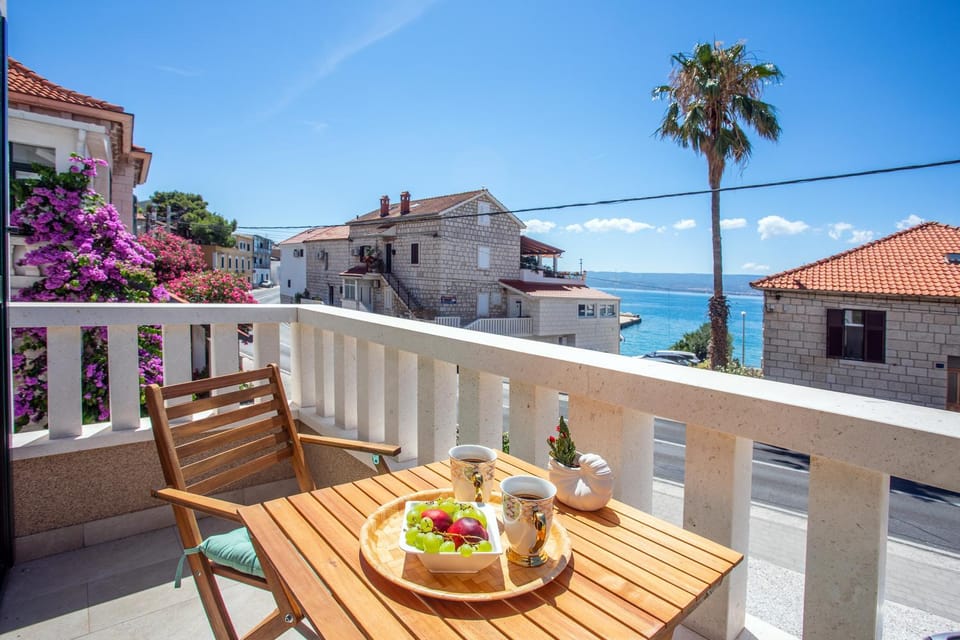 Patio, Day, View (from property/room), Balcony/Terrace, Sea view