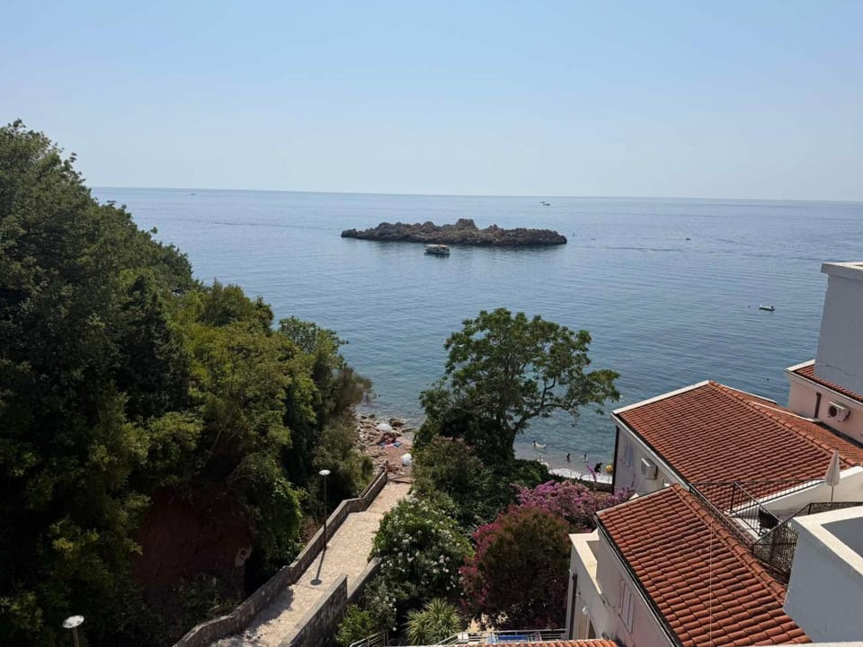 The View Sveti Stefan M3 Apartment in Sveti Stefan