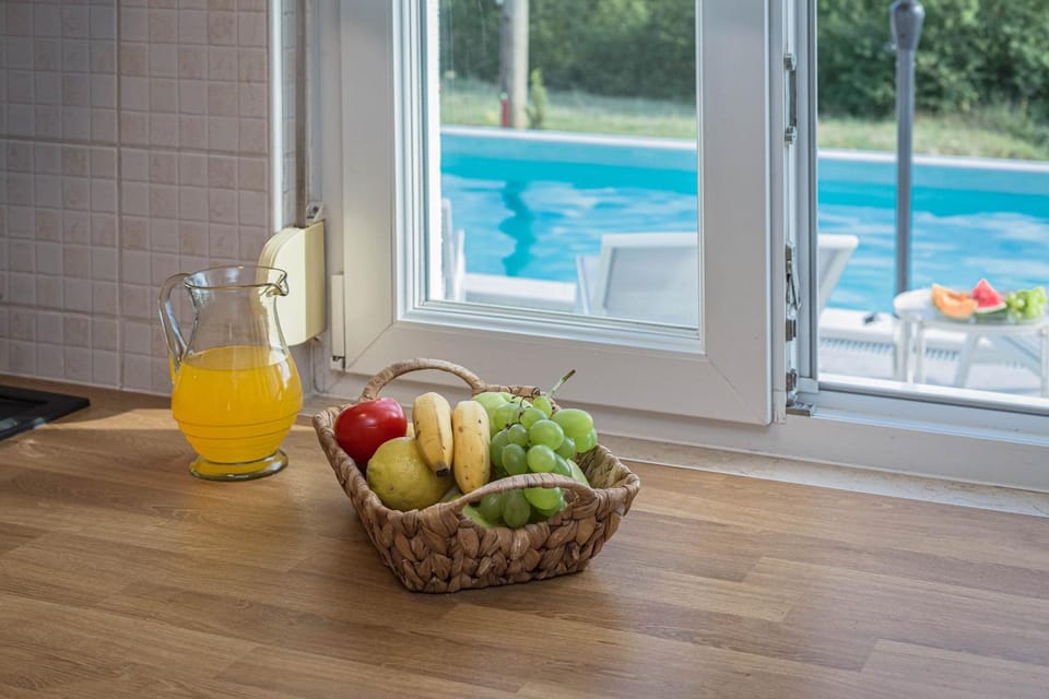 Food and drinks, Pool view, Swimming pool