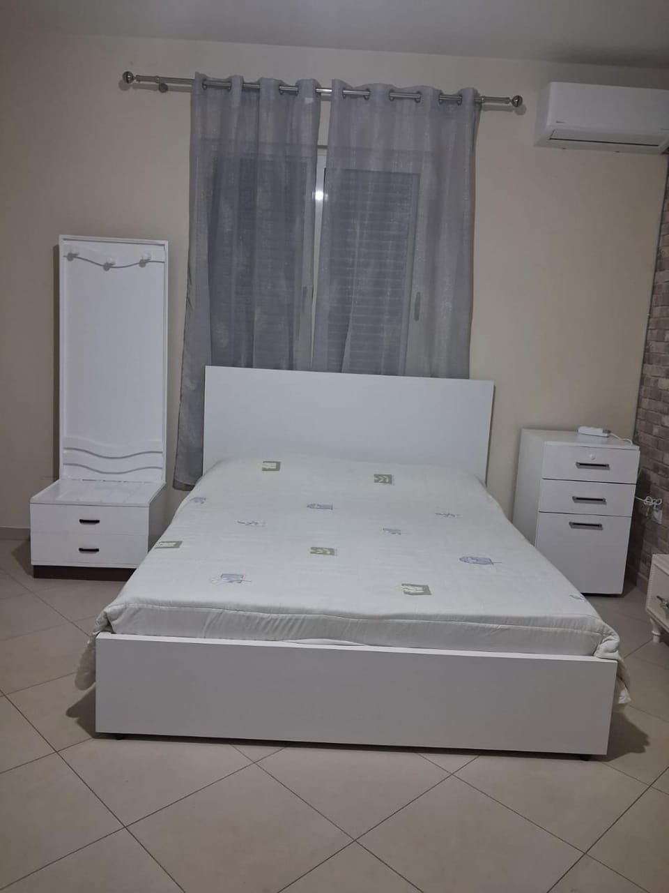 Villa Xhelalit large ensuite rooms Vacation rental in Tirana County, Albania