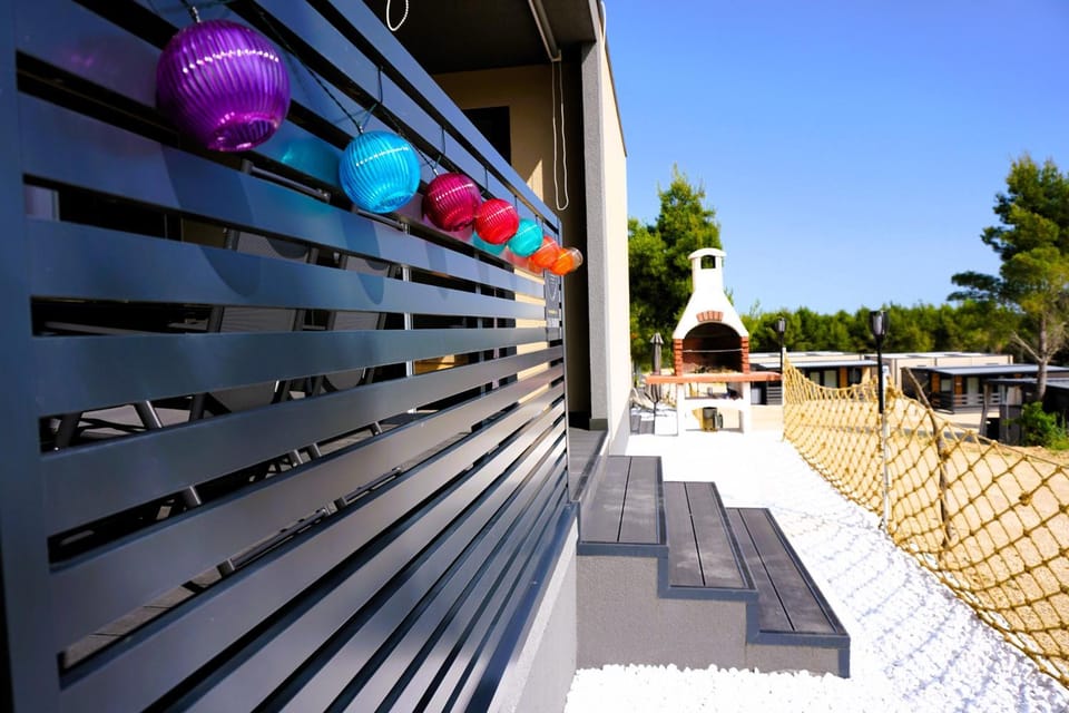 Property building, BBQ facilities, Garden