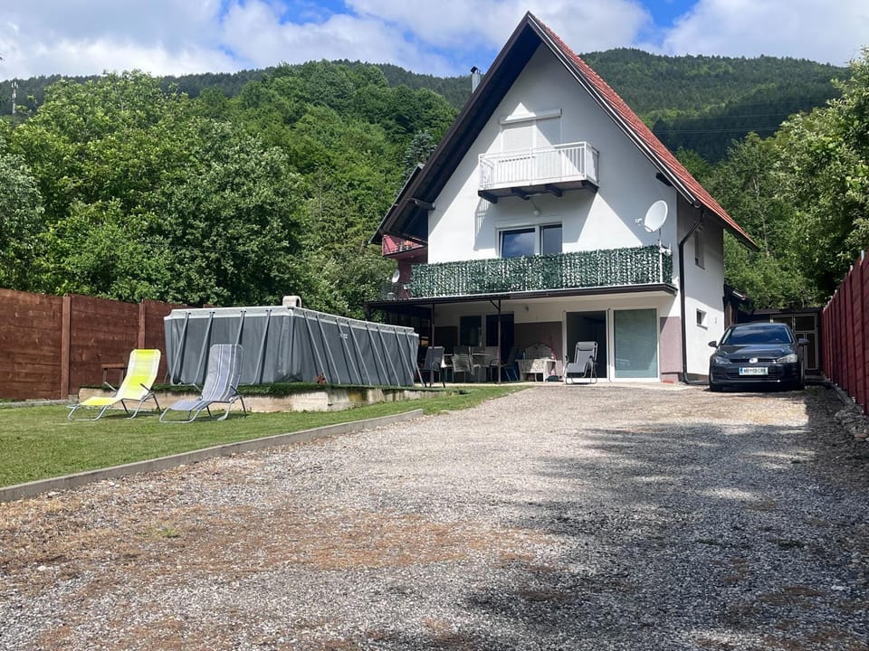 Vikendica Katarina House in Bosnia and Herzegovina
