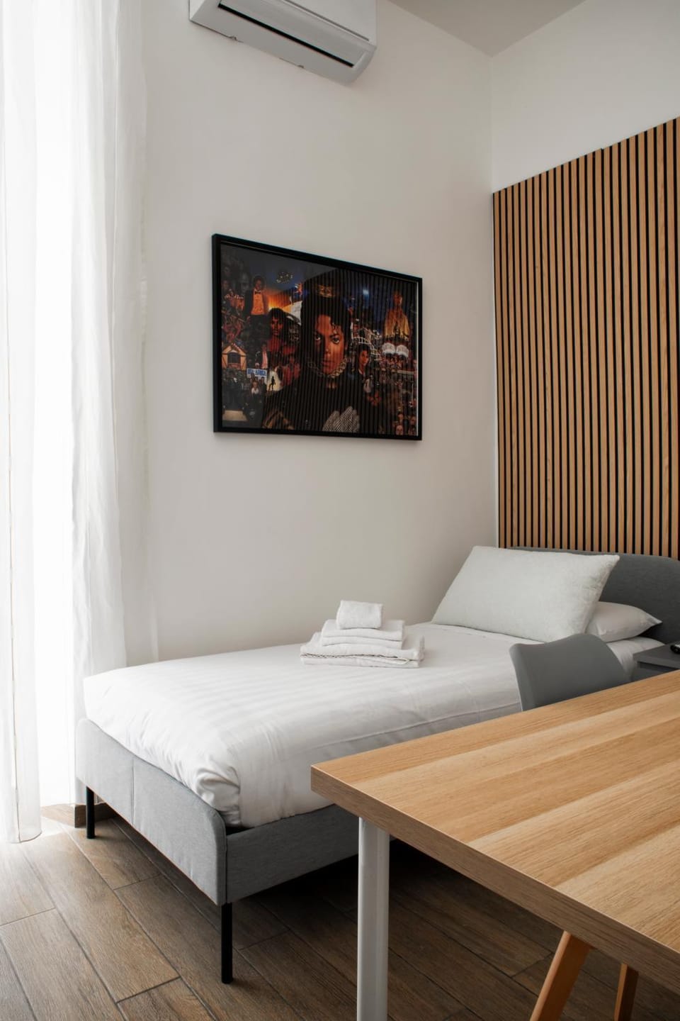 TV and multimedia, Bedroom, air conditioner