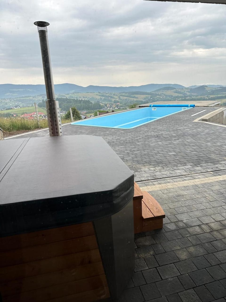 Day, Natural landscape, View (from property/room), Mountain view, Pool view, Swimming pool