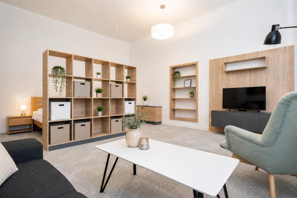 ALURE RESIDENCES 10 - 24h self check-in & private parking next to the apartment building included, CITY CENTER right on SNP Square in a quiet passage, new building, best deal in town Apartment in Slovakia