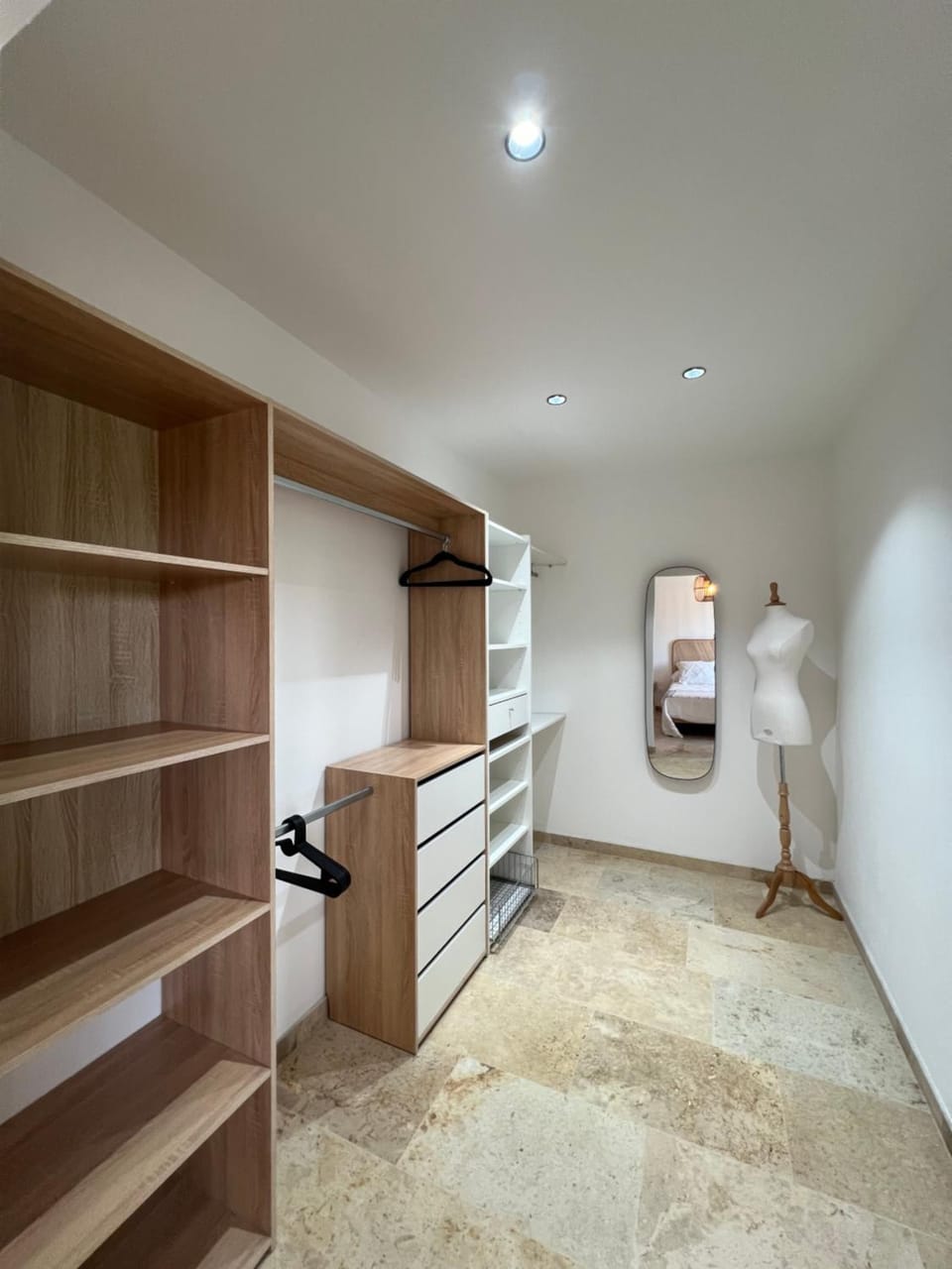 storage, wardrobe