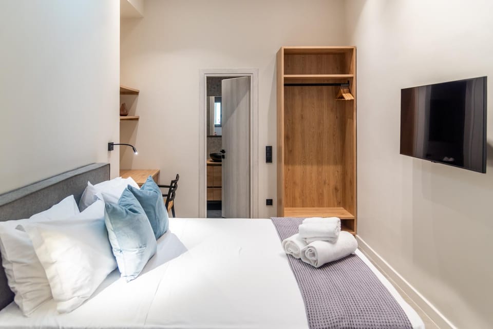 Communal lounge/ TV room, Bed, TV and multimedia, Evening entertainment, Bedroom, towels, wardrobe