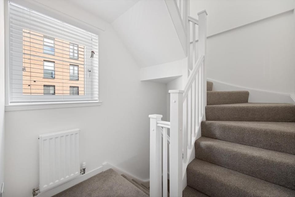 Dunmore Rooftop House in Glasgow