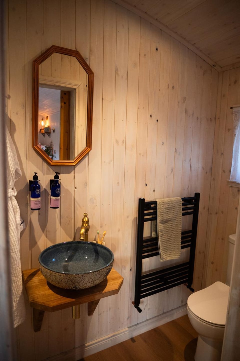 Green hut at Slieve Croob Glamping Luxury tent in Northern Ireland