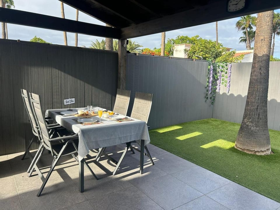 Patio, Balcony/Terrace
