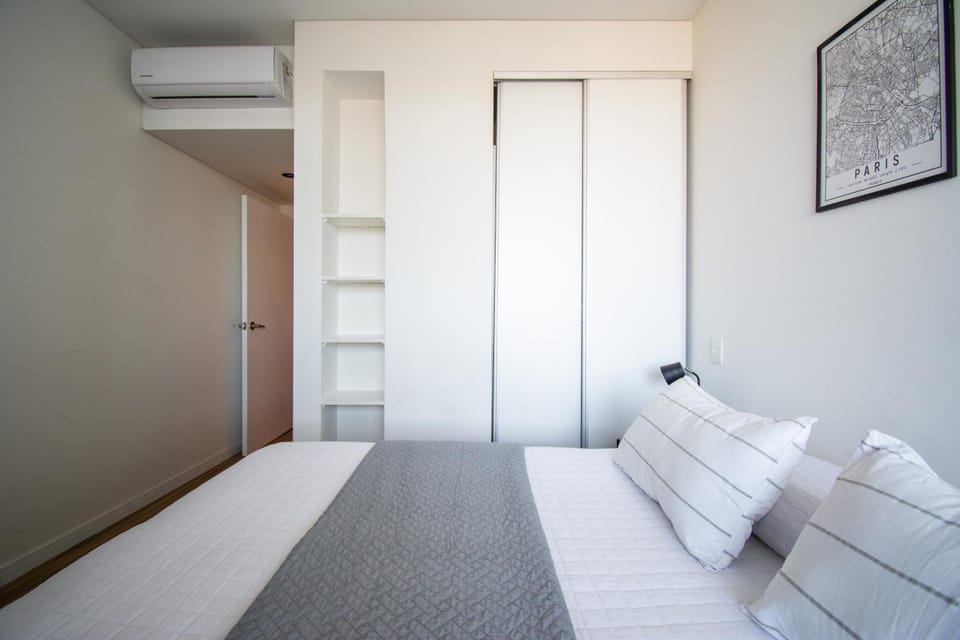 Bed, Bedroom, wardrobe, air conditioner