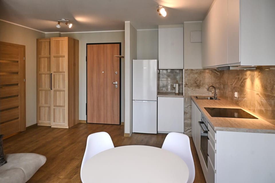 Kitchen or kitchenette, Living room, dishwasher, oven, stove, kitchen