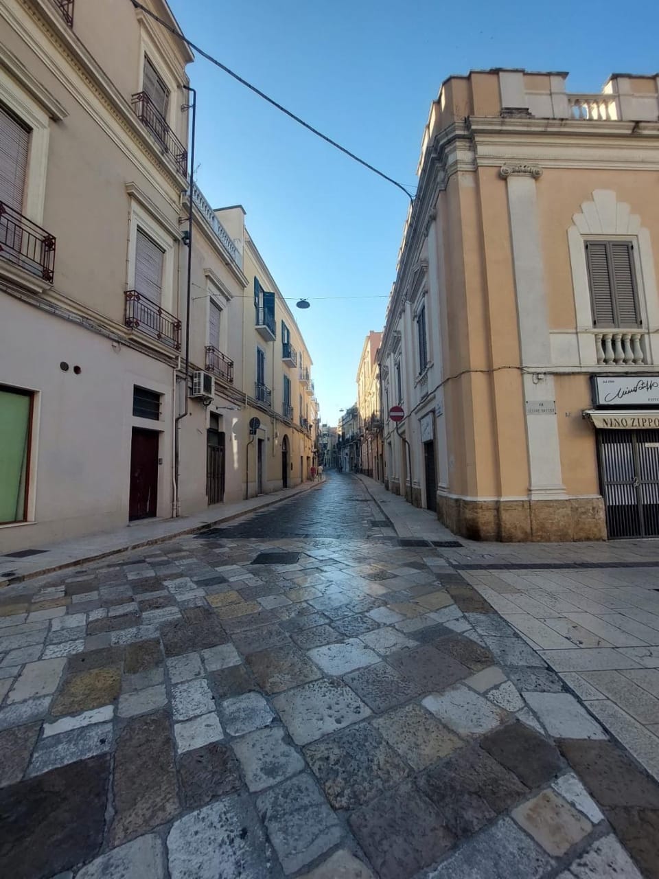 Neighbourhood, Street view