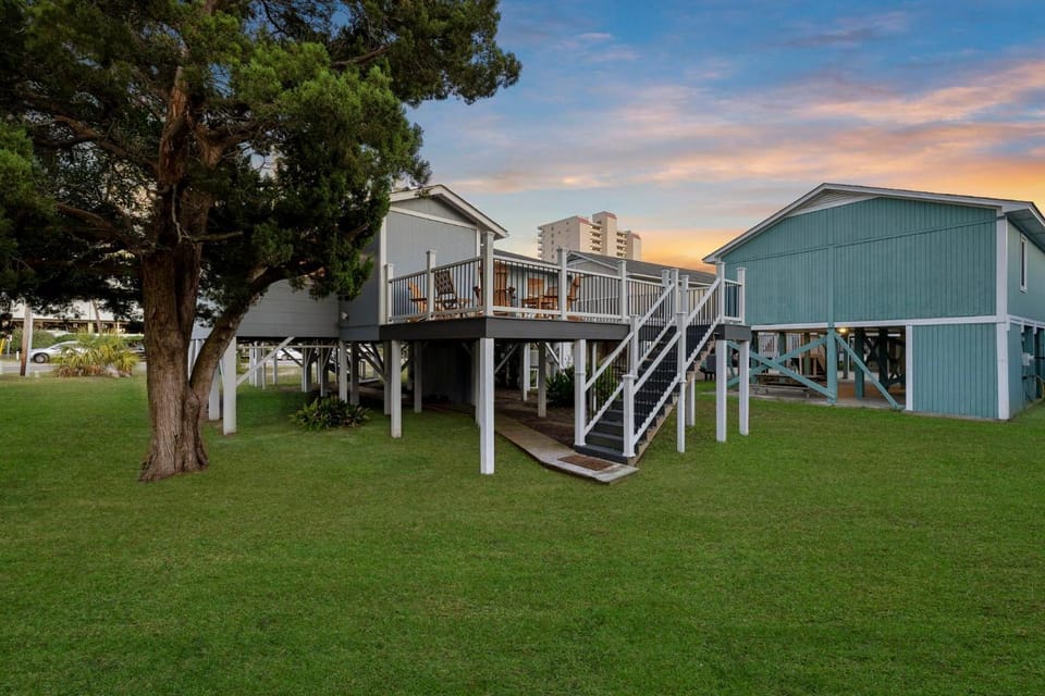 Clodhopper House in Garden City