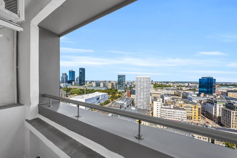 Balcony/Terrace, City view