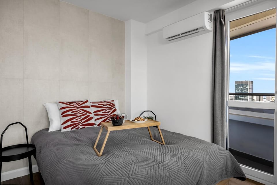 Bed, Balcony/Terrace, Living room, Seating area, air conditioner