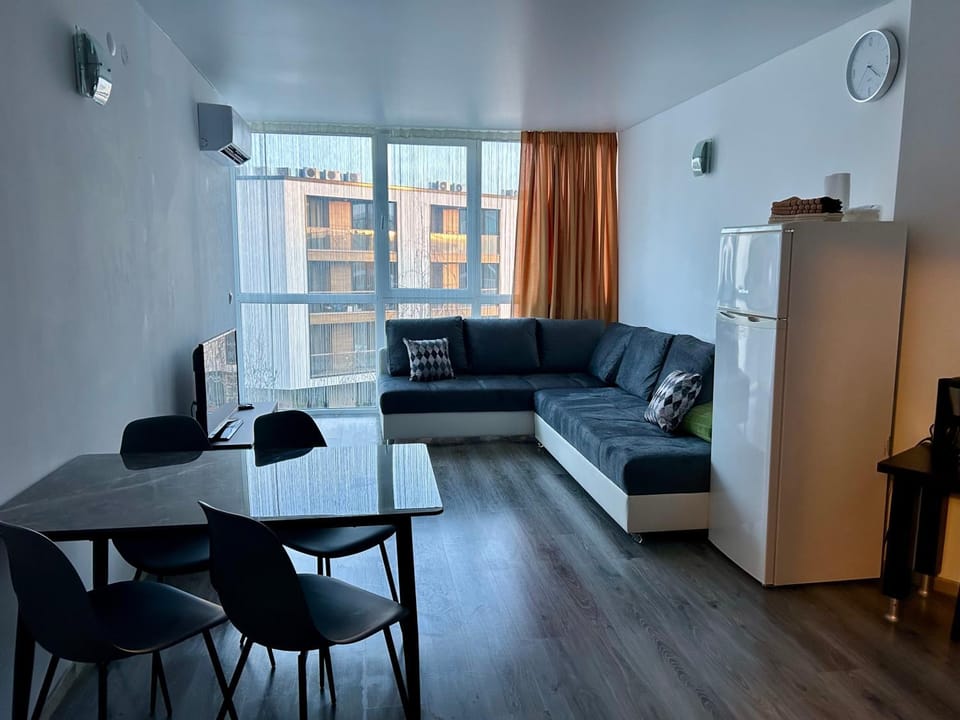 Atlantis Resort & 4 swimming pools & Spa & Апартамент Apartment in Burgas