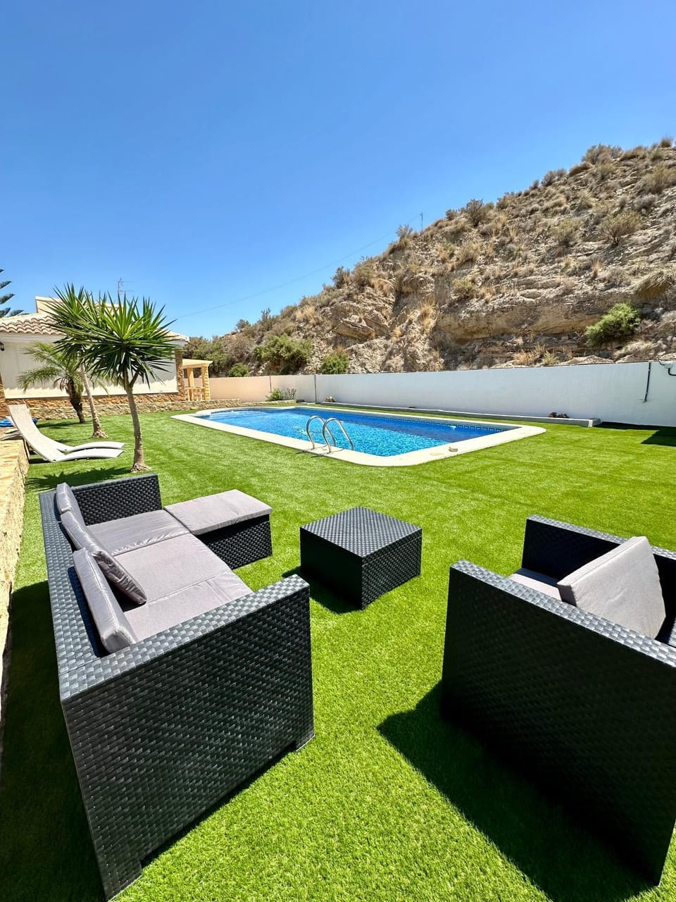 Mountain view, Pool view, Swimming pool